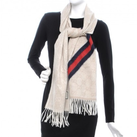 💝💝💝GUCCI AUTHENTIC NEW Wool  Monogram Web Scarf, beige/blue/red💝💝💝 - Picture 11 of 14